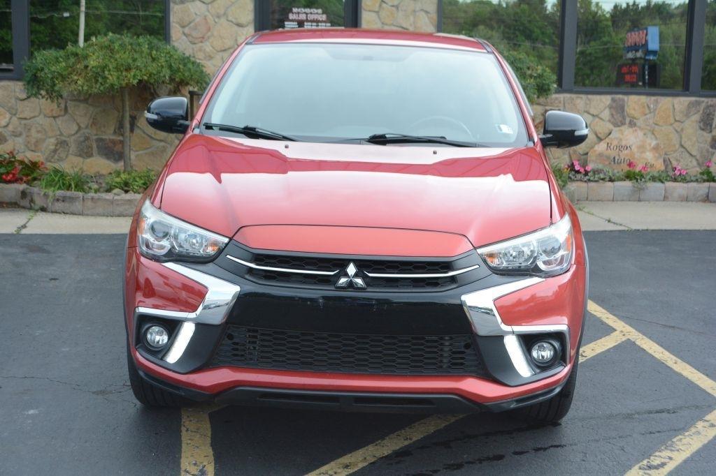 mitsubishi outlander sport 2018 JA4AR3AU0JZ024674 image mitsubishi outlander sport 2018 JA4AR3AU0JZ024674 image